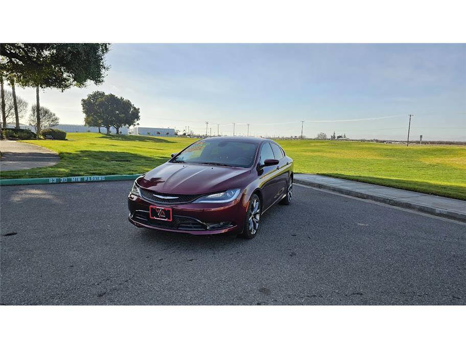 Used 2015 Chrysler 200 S w/ Navigation & Sound Group I image 3