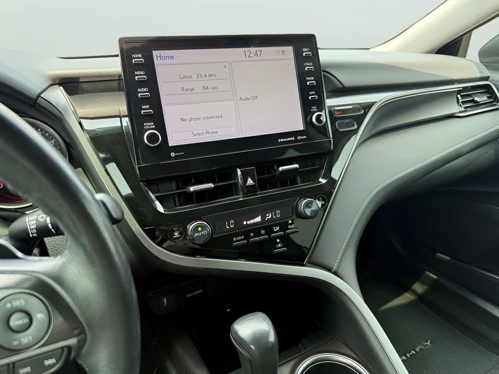Used 2021 Toyota Camry XSE FWD image 16