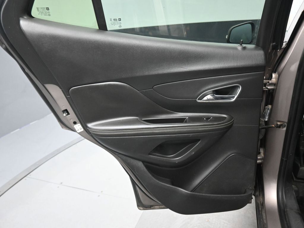 Used 2015 Buick Encore FWD image 29