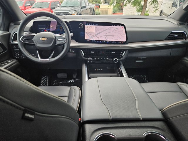 Used 2025 Chevrolet Tahoe Premier AWD/4WD image 19