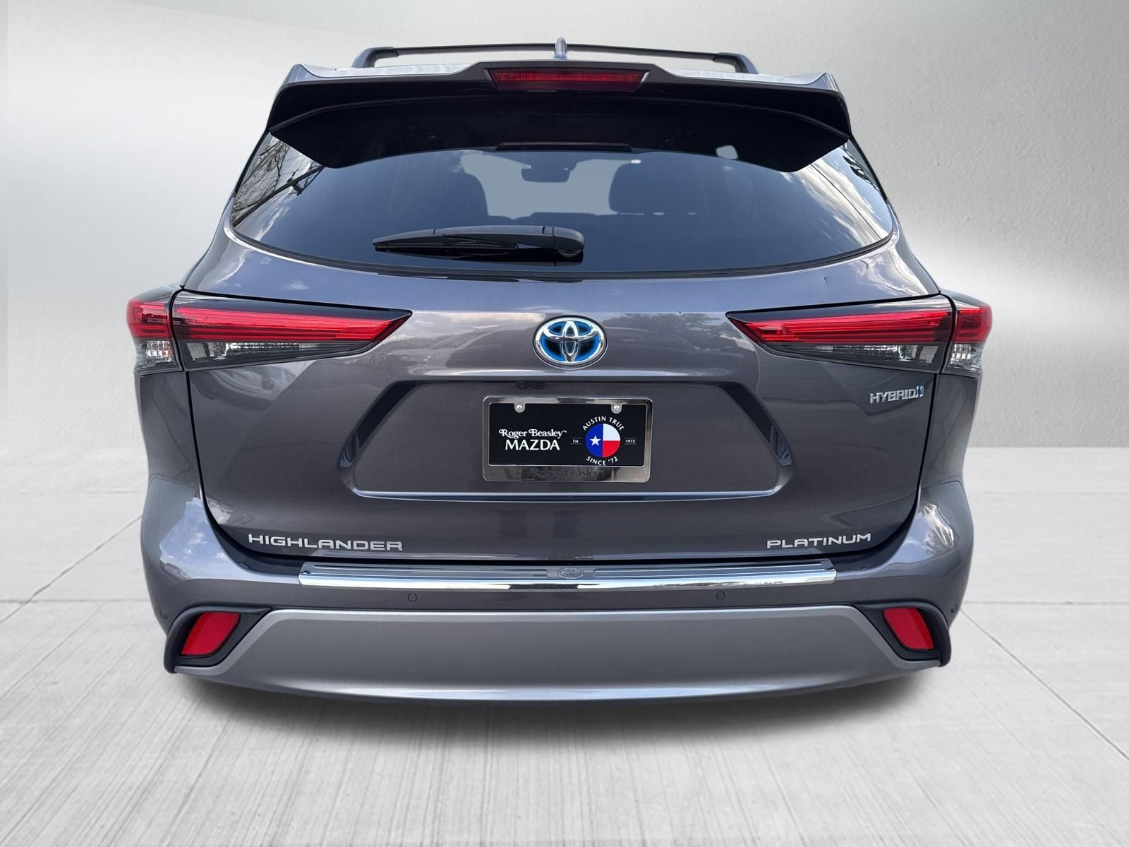 Used 2022 Toyota Highlander Platinum AWD/4WD image 7