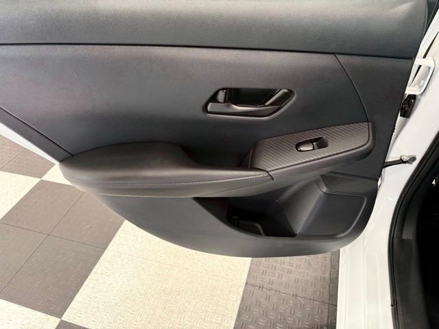 Used 2024 Nissan Sentra SV FWD image 14
