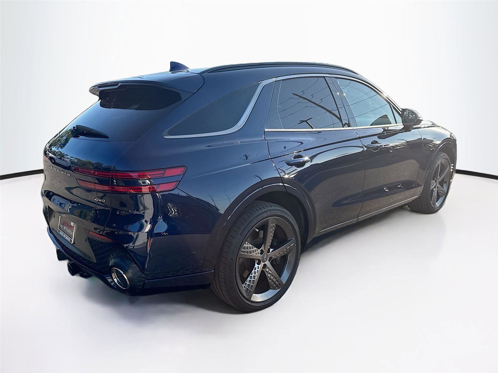 Used 2023 Genesis GV70 2.5T w/ Sport Prestige Package AWD/4WD image 5