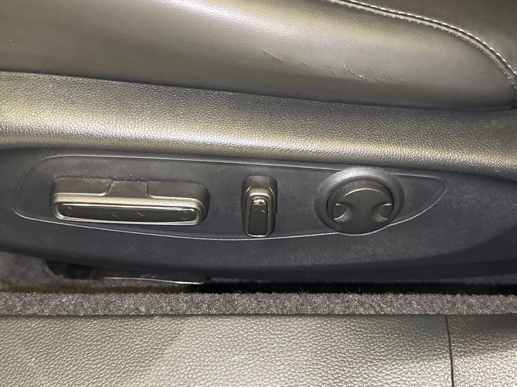 Used 2024 Honda Accord EX-L image 21