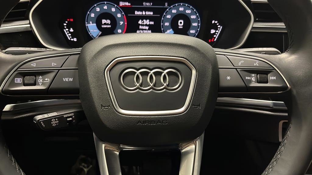 Used 2024 Audi Q3 2.0T Premium Plus w/ Premium Plus Package image 16
