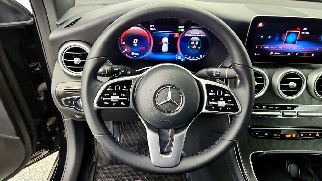 Used 2022 Mercedes-Benz GLC 300 image 12