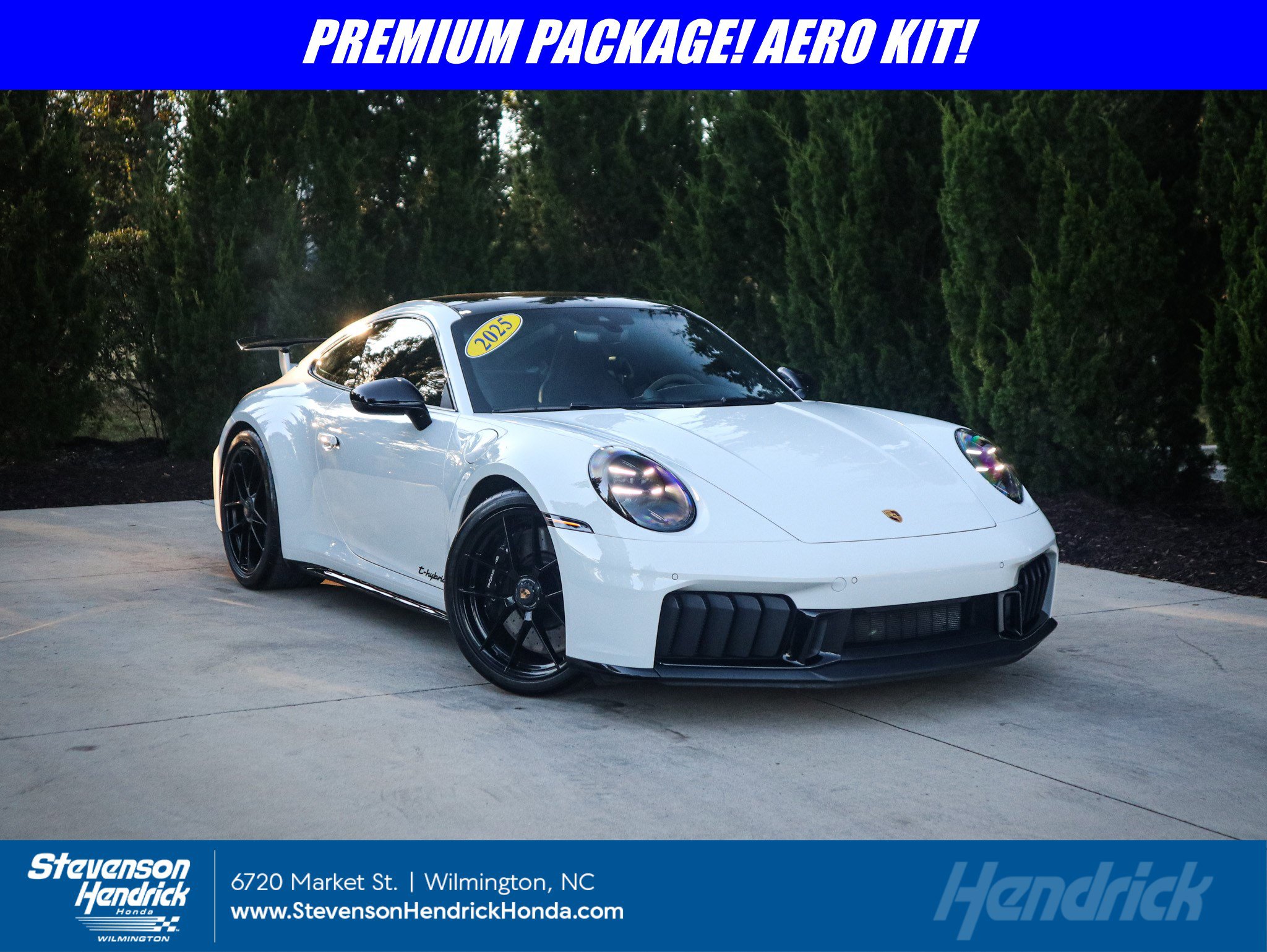 Used 2025 Porsche 911 Carrera 4 GTS image 1