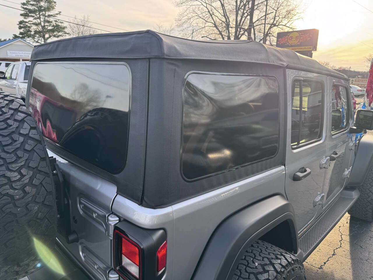 Used 2021 Jeep Wrangler Unlimited Sport image 16