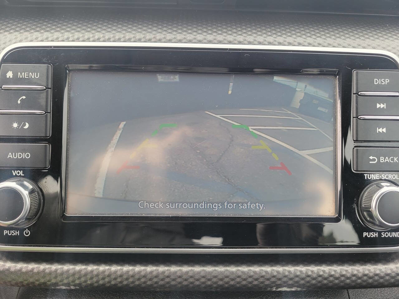 Used 2019 Nissan Kicks S FWD image 29