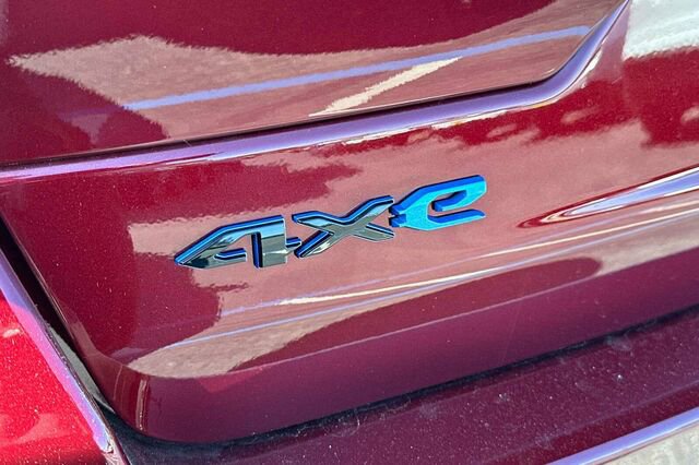 New 2025 Jeep Grand Cherokee Limited 4xe image 24