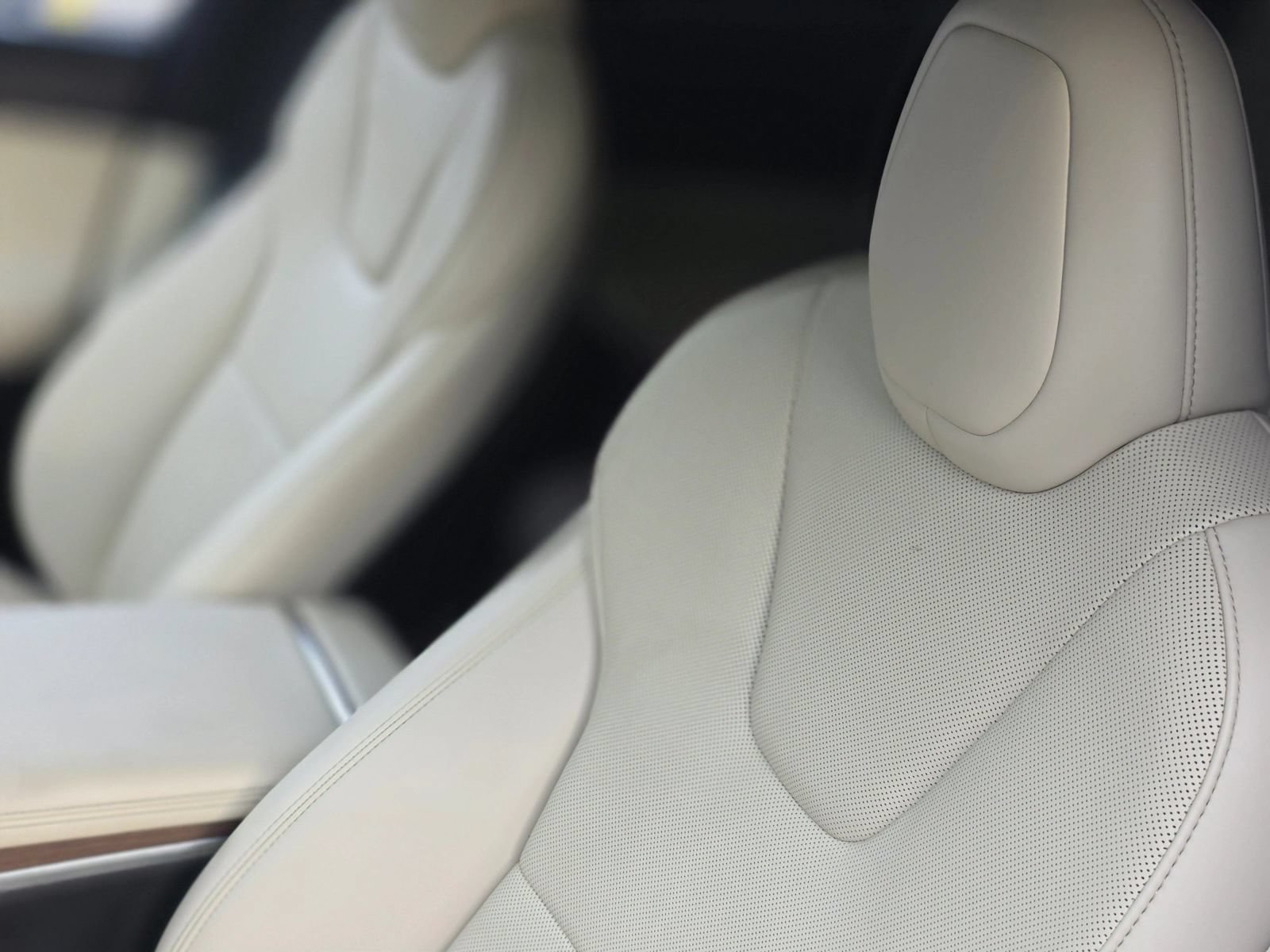 Used 2023 Tesla Model X AWD/4WD image 24