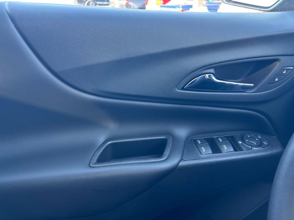 Used 2022 Chevrolet Equinox LT image 24