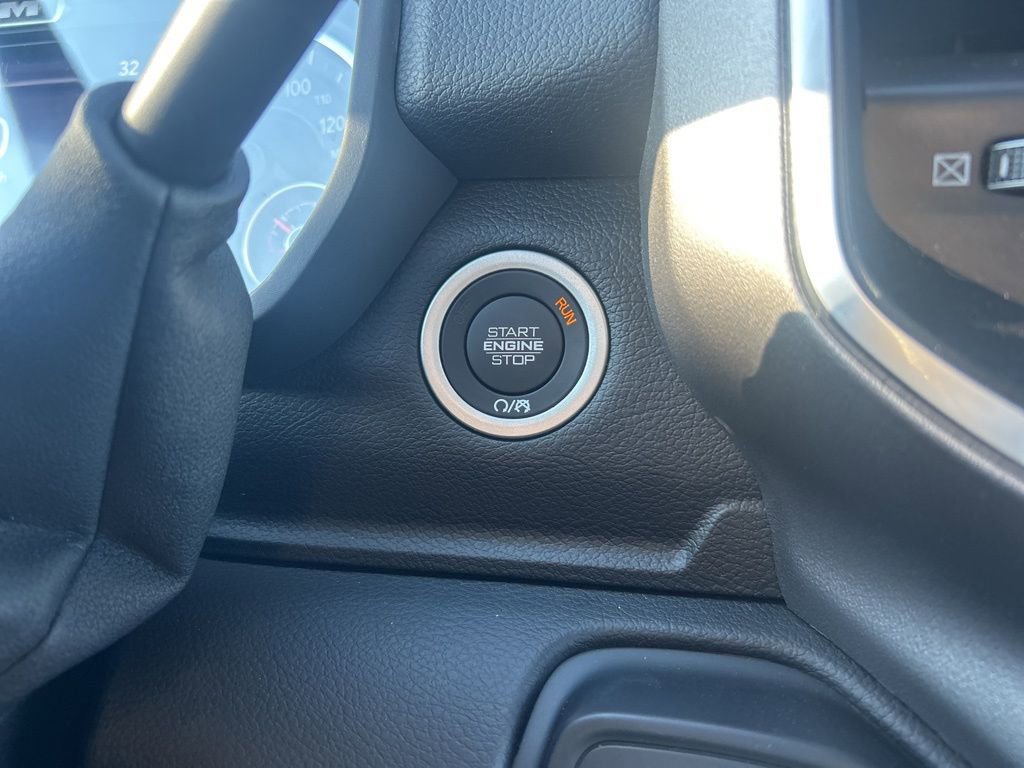 New 2026 RAM 3500 Big Horn AWD/4WD image 18