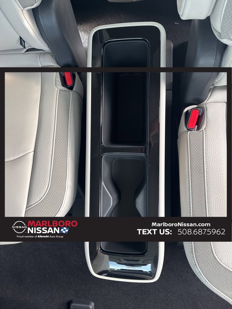 New 2025 Nissan Pathfinder SL w/ SL Premium Package image 27