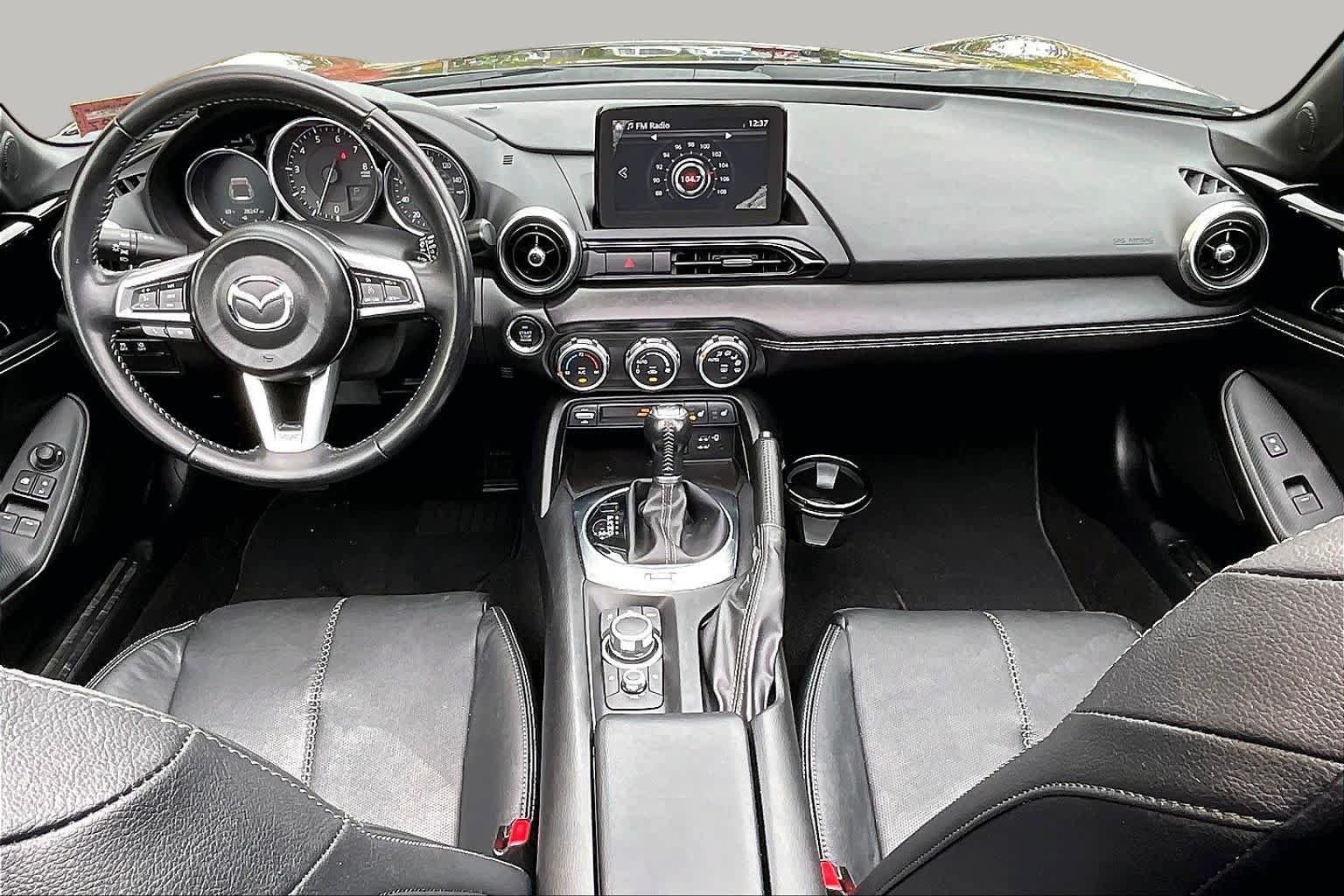 Used 2020 MAZDA MX-5 Miata RF Grand Touring RWD image 16