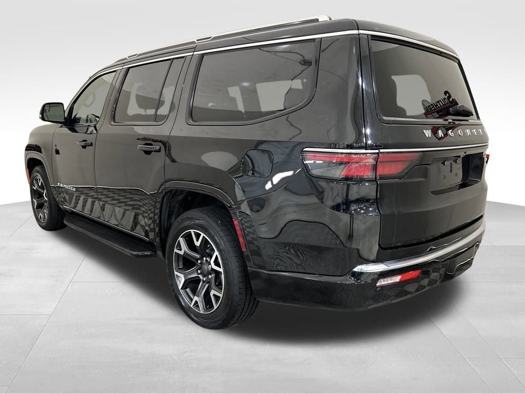 Used 2024 Jeep Wagoneer Series III image 3