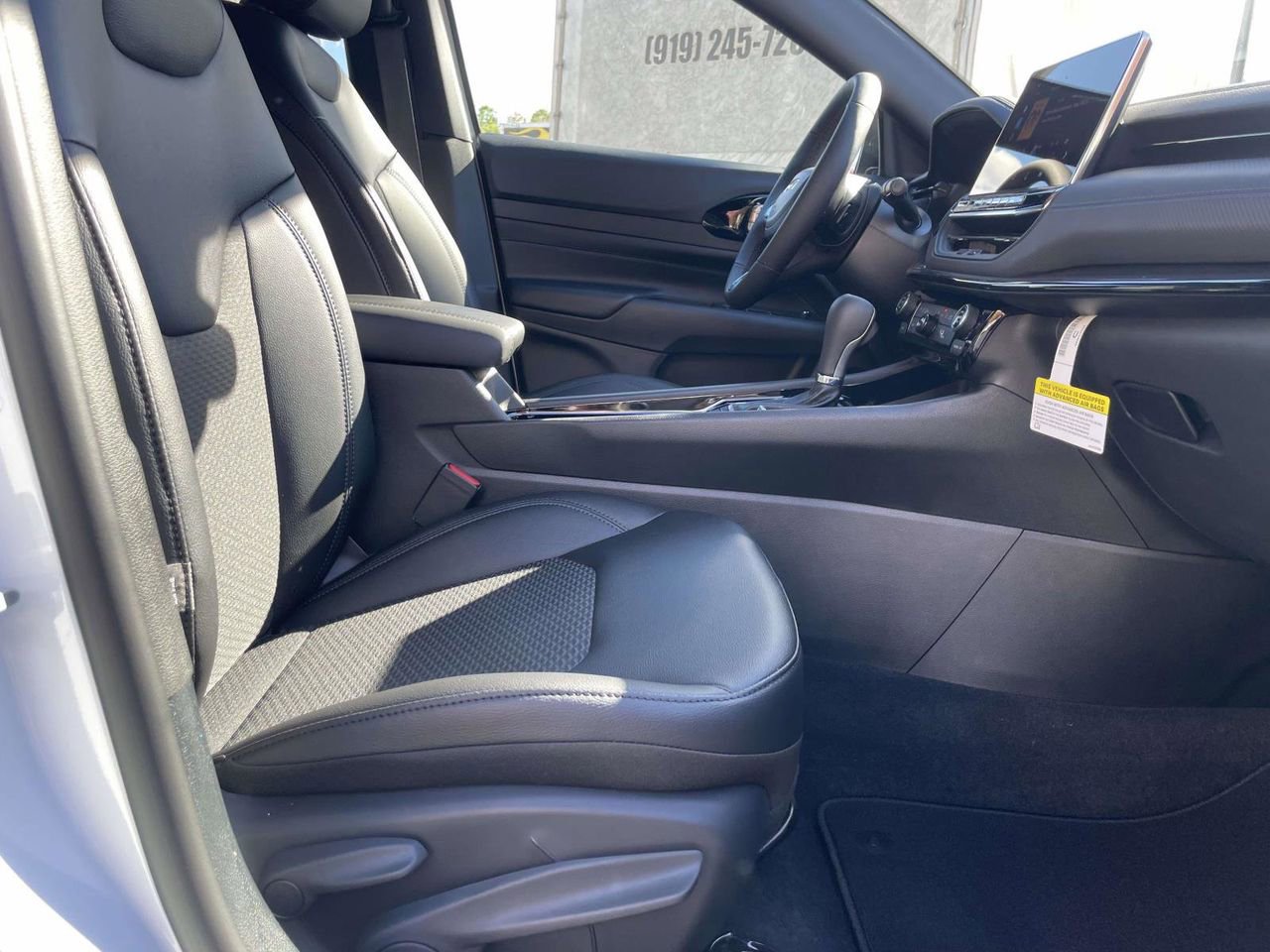 New 2026 Jeep Compass Latitude image 32