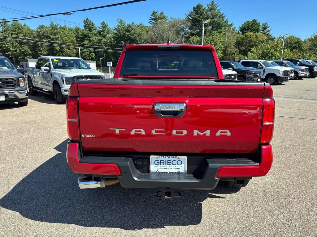 Used 2025 Toyota Tacoma Limited AWD/4WD image 4