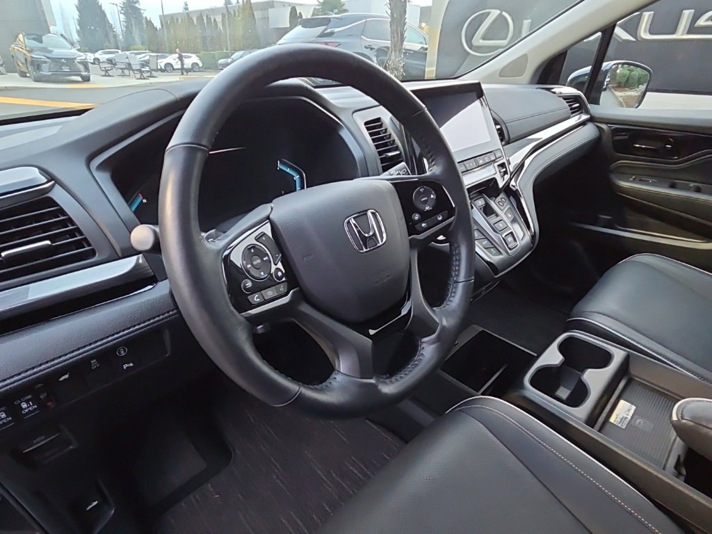 Used 2024 Honda Odyssey Elite image 12