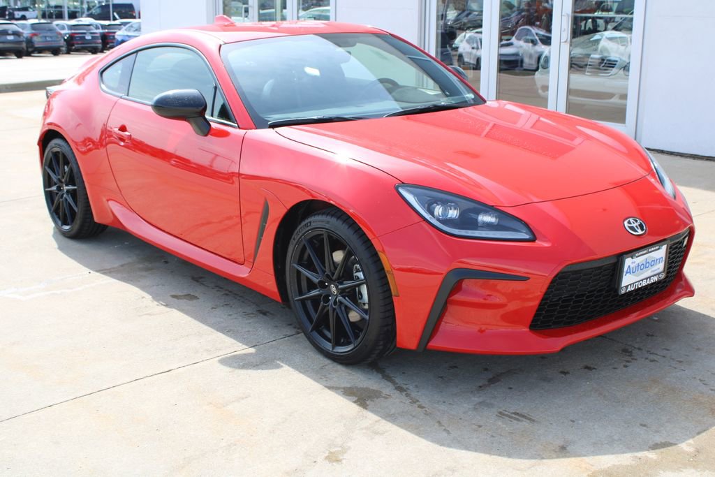 Used 2025 Toyota GR86 Premium w/ ALL Weather Mat Package (TMS) image 1