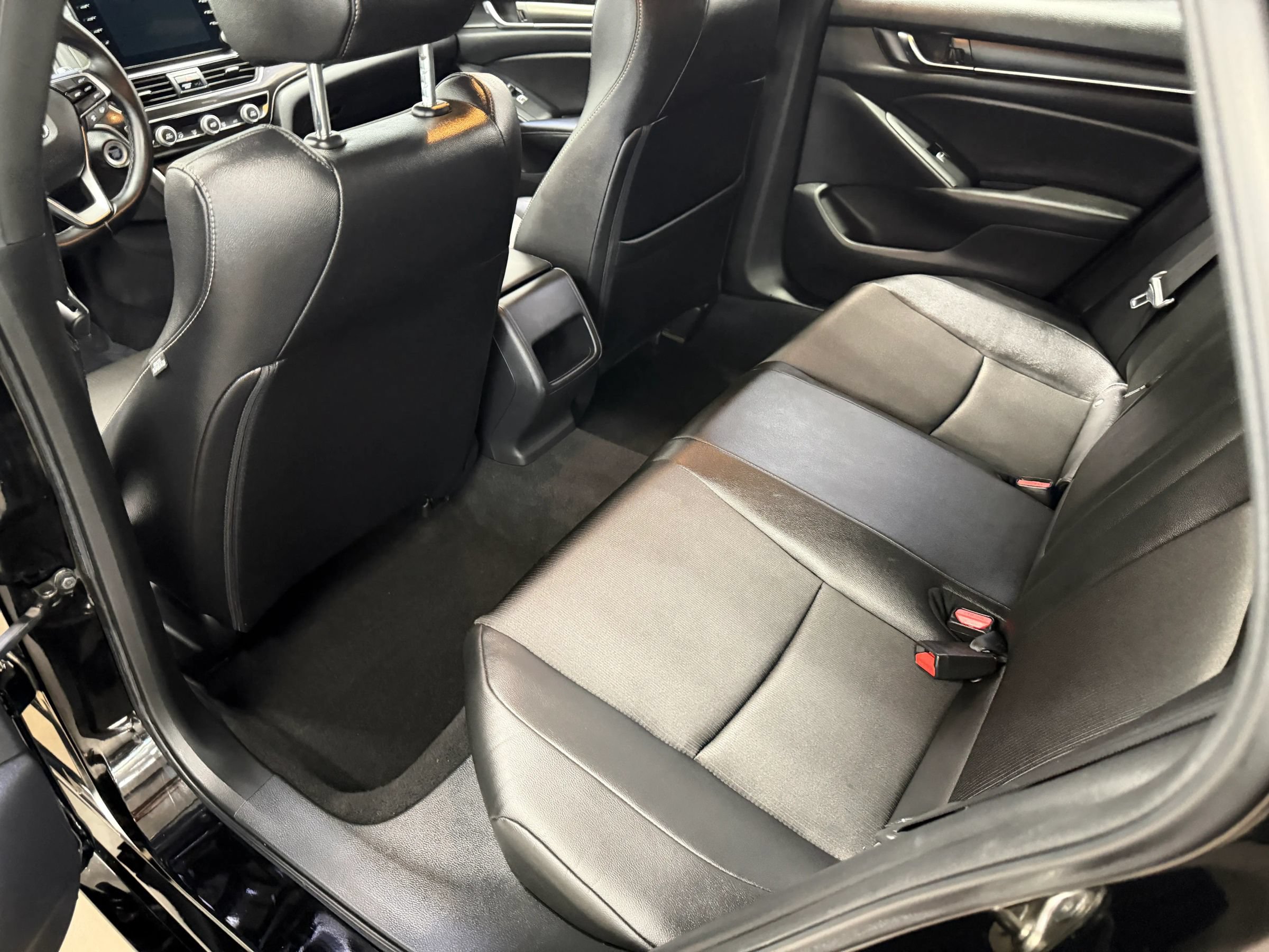 Used 2019 Honda Accord Sport image 16