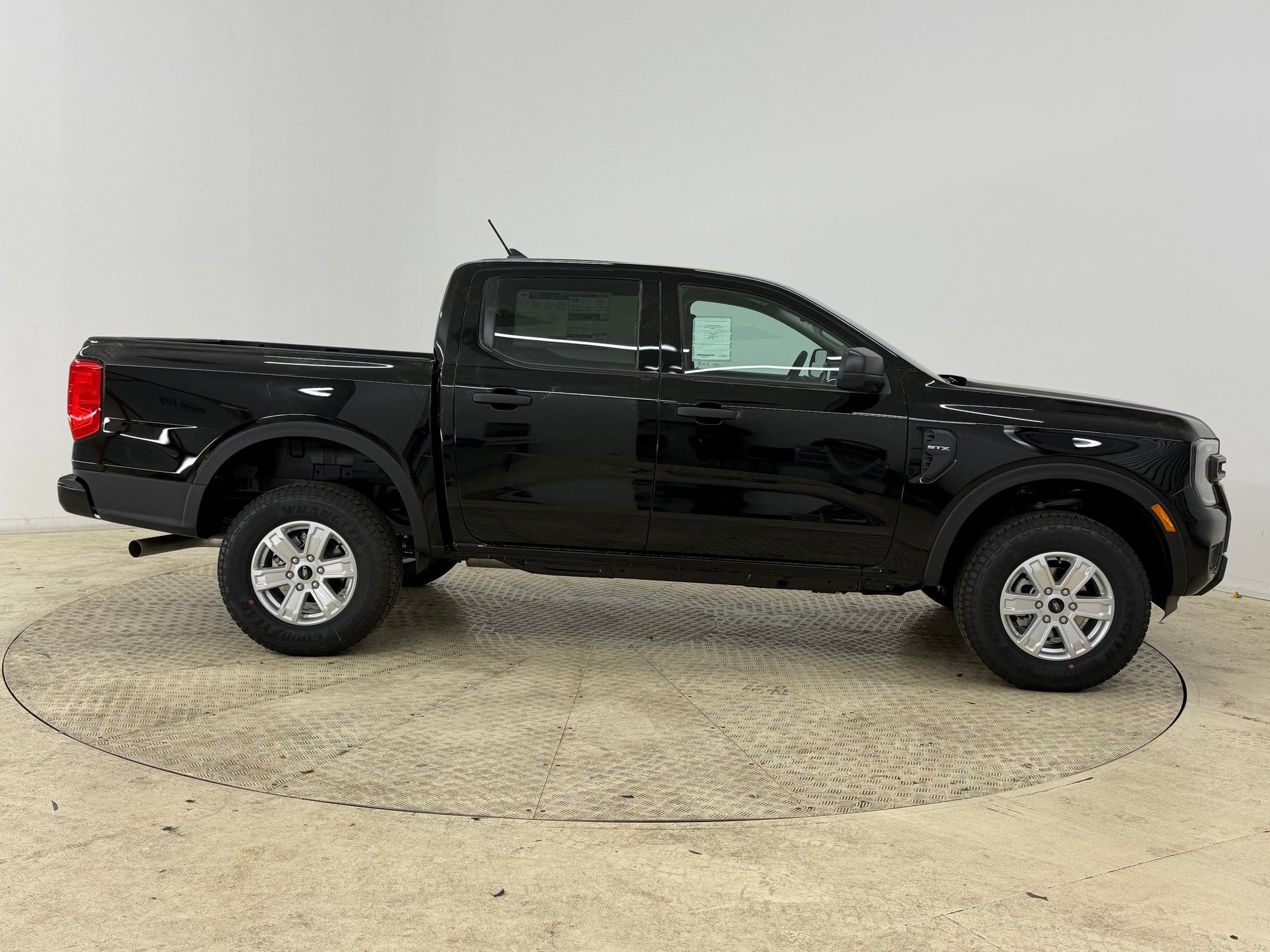 New 2026 Ford Ranger XL w/ Trailer Tow Package RWD image 8