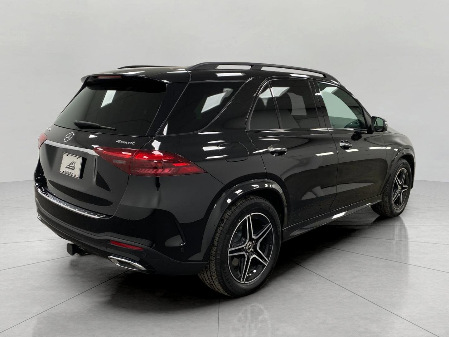 Certified 2025 Mercedes-Benz GLE 450 4MATIC image 3