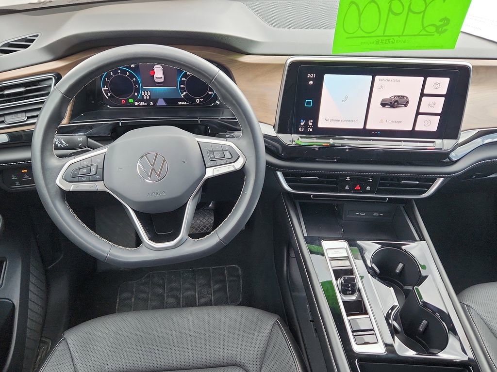 Used 2024 Volkswagen Atlas SE AWD/4WD image 13