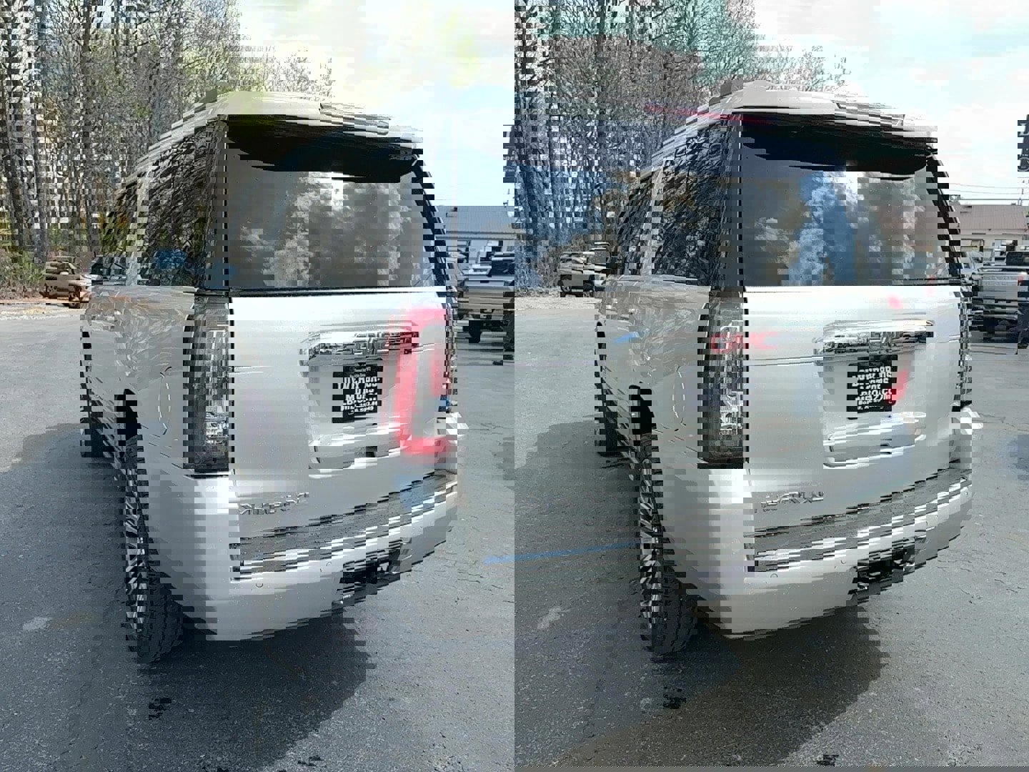 Used 2019 GMC Yukon XL Denali w/ Denali Ultimate Package image 7