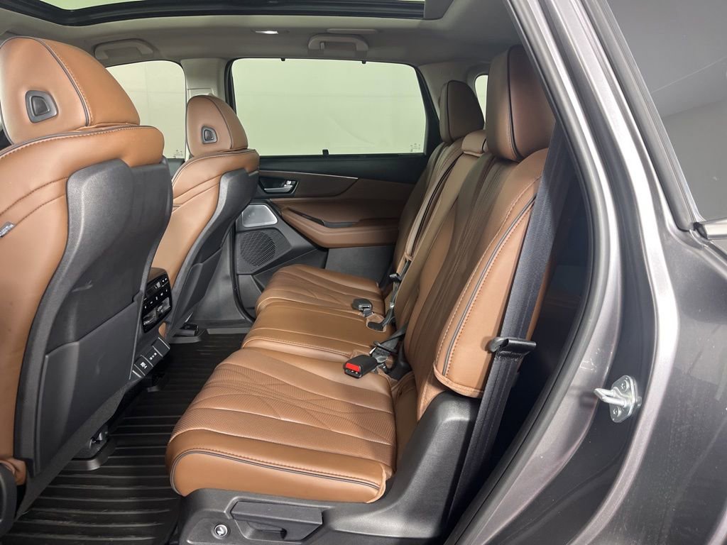 Certified 2026 Acura MDX SH-AWD w/ Advance Package image 25