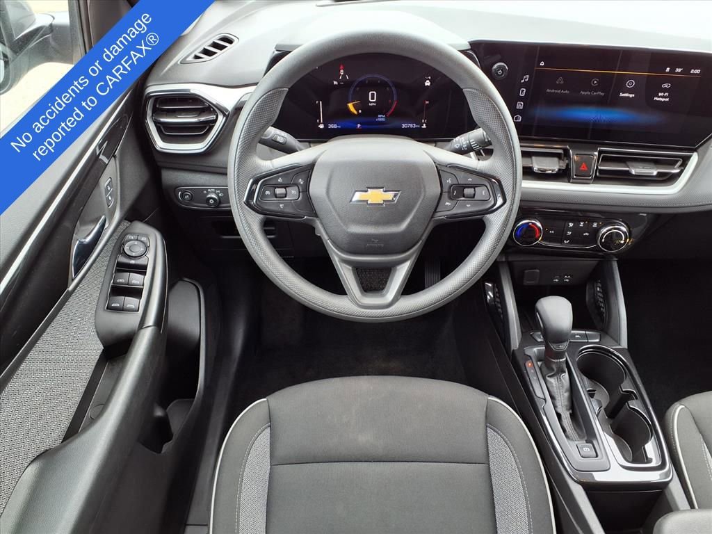 Used 2025 Chevrolet TrailBlazer LT FWD image 15