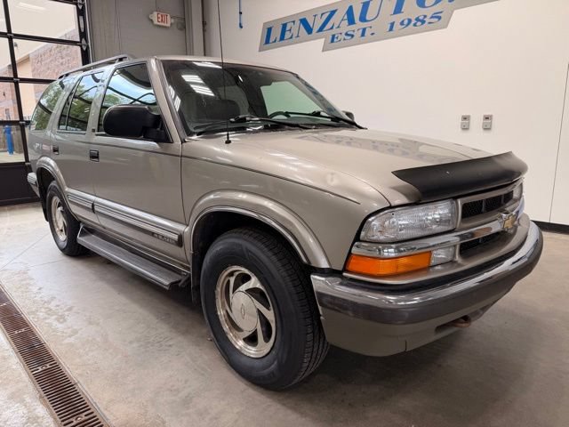 Used 1999 Chevrolet Blazer LT AWD/4WD image 2