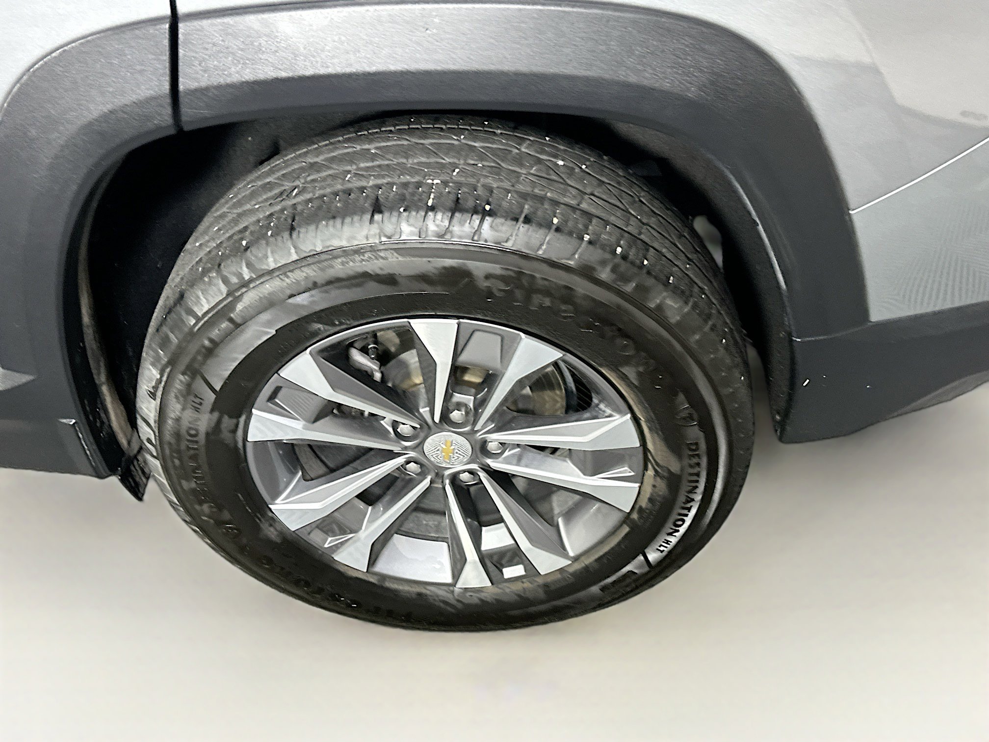 Used 2025 Chevrolet Equinox LT image 11