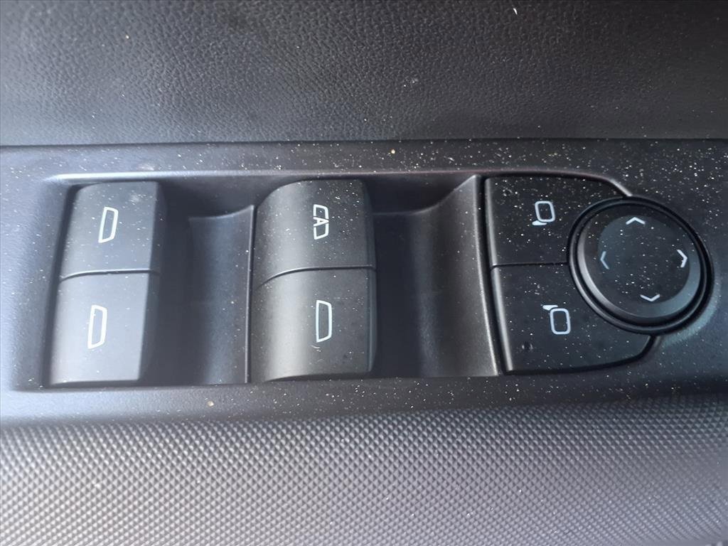 Used 2023 Chevrolet Colorado Z71 w/ Z71 Convenience Package 2 image 8