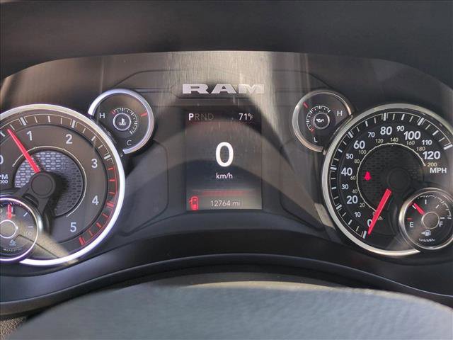 Used 2024 RAM 2500 Tradesman w/ Chrome Appearance Group AWD/4WD image 11