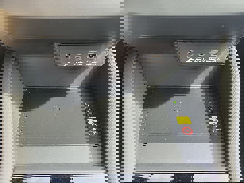 Certified 2025 Subaru Forester Premium image 16