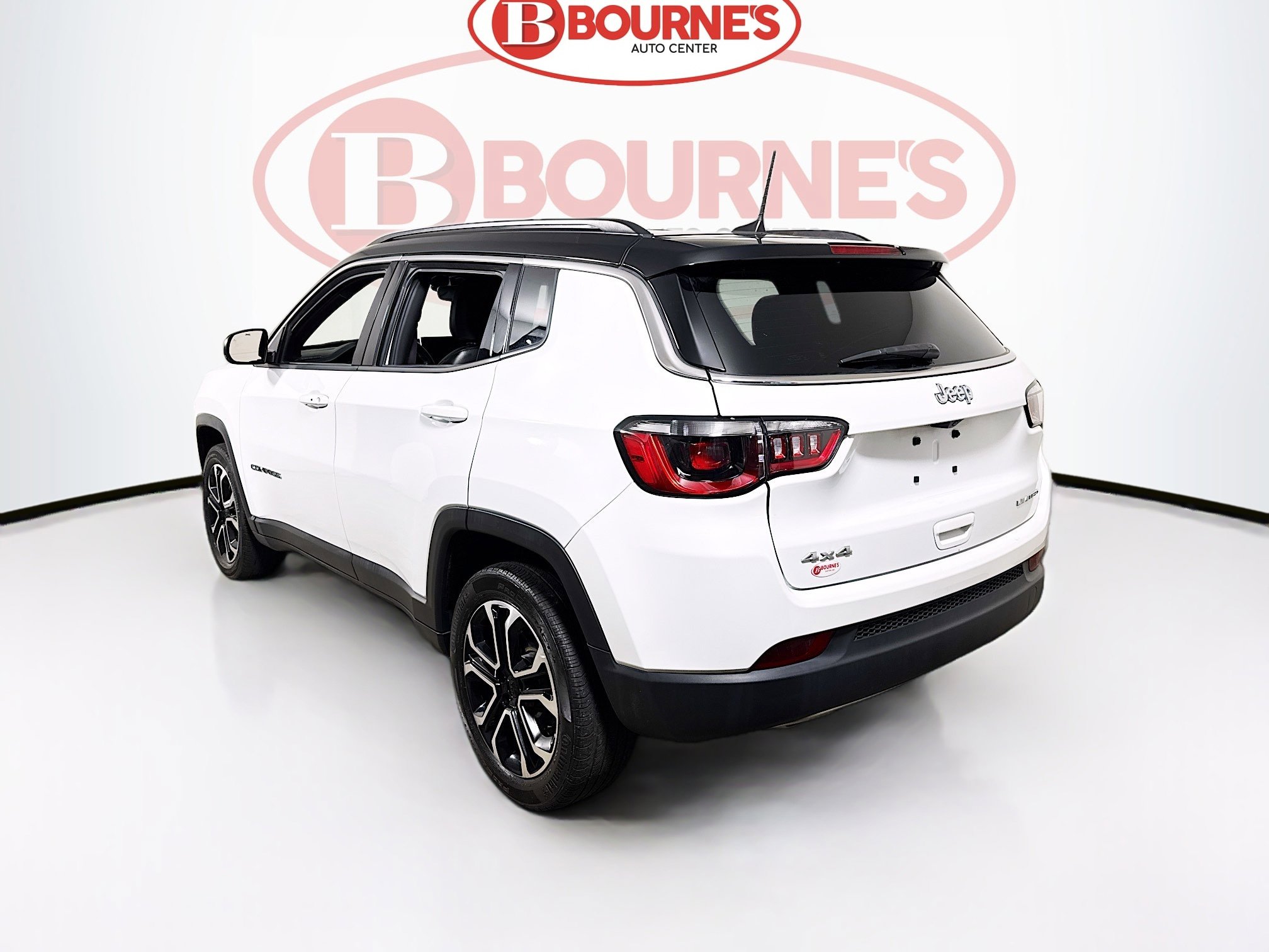 Used 2023 Jeep Compass Limited AWD/4WD image 7