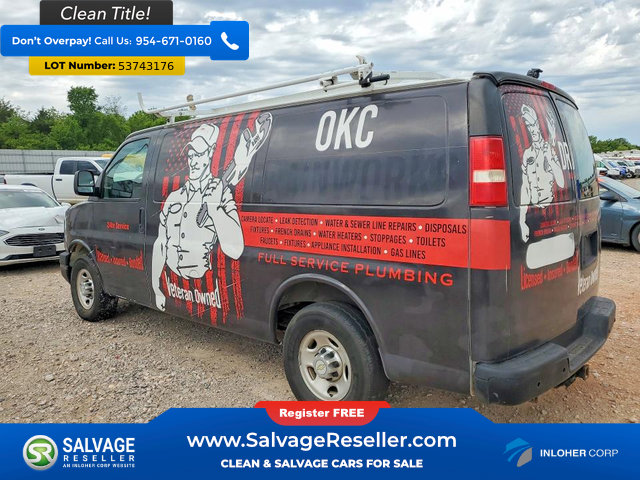 Used 2011 Chevrolet Express 2500 RWD image 3
