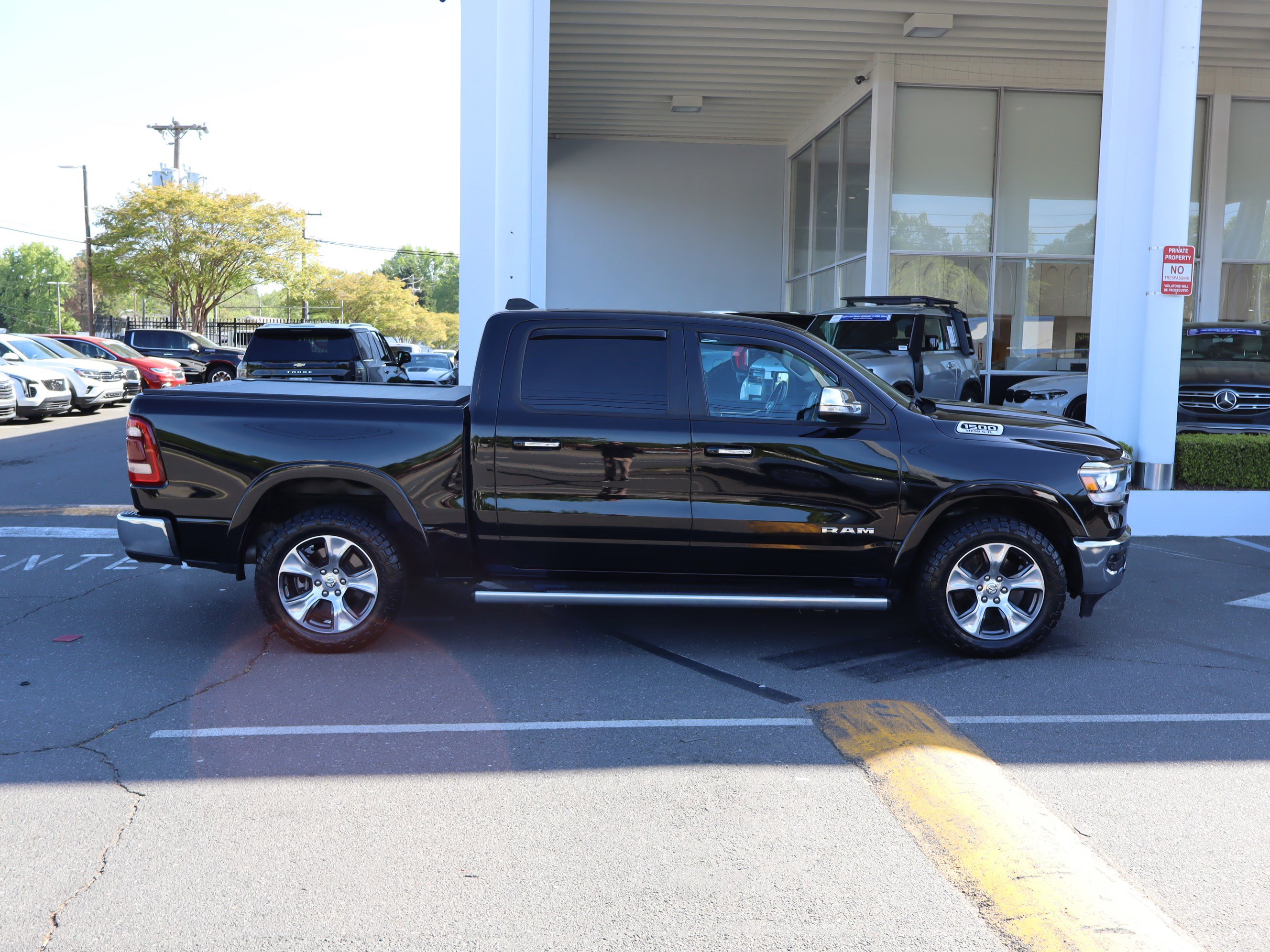 Used 2020 RAM 1500 Laramie AWD/4WD image 11