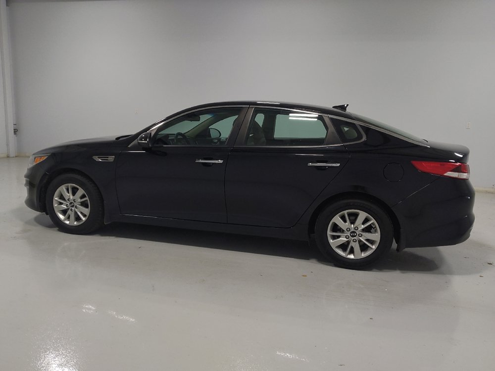 Used 2017 Kia Optima LX FWD image 3