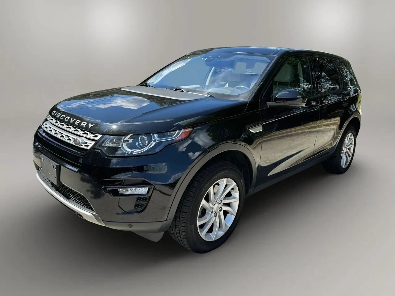 Used 2017 Land Rover Discovery Sport HSE AWD/4WD image 6