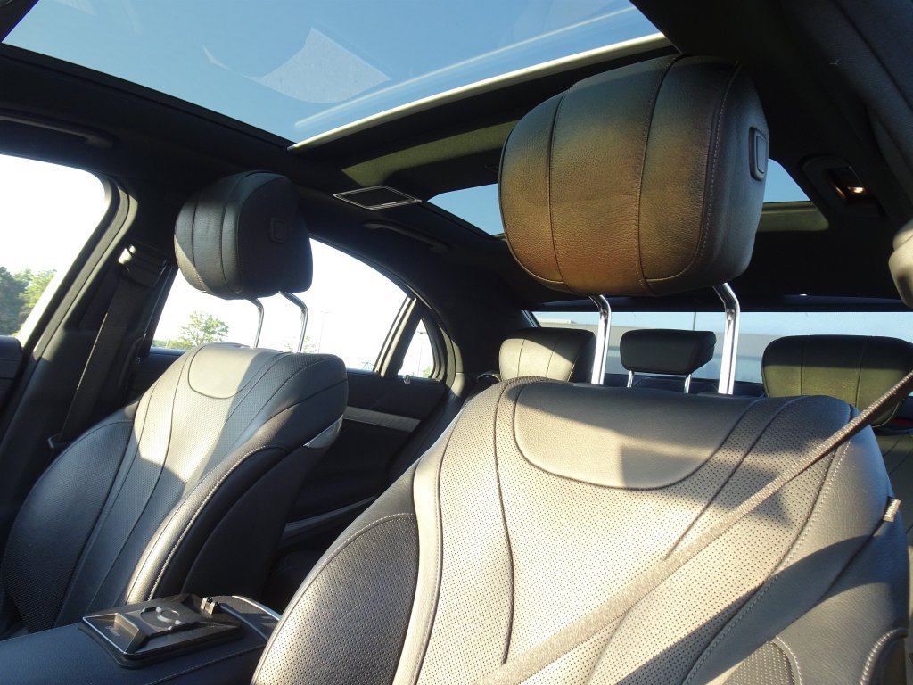 Used 2017 Mercedes-Benz S 550 4MATIC Sedan image 12