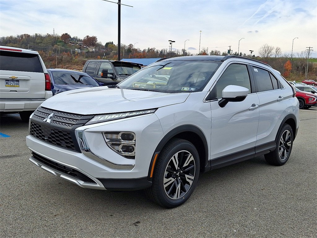 New 2026 Mitsubishi Eclipse Cross SE image 2
