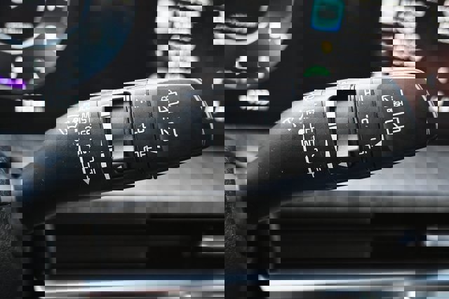 Used 2025 Kia Telluride SX image 38