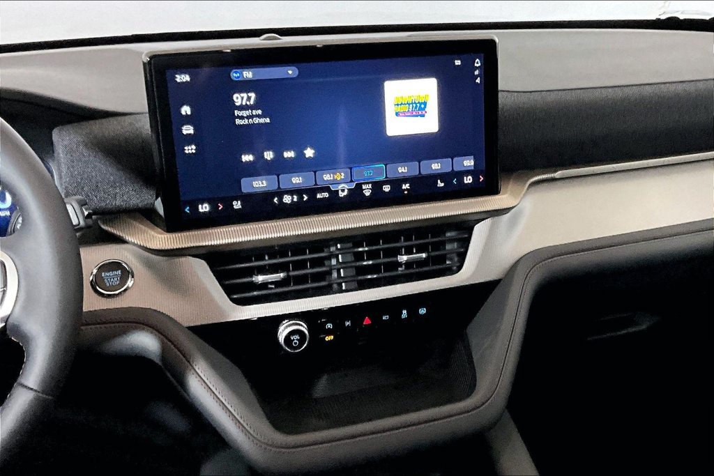 New 2026 Ford Explorer Active w/ Active Comfort Package RWD image 7