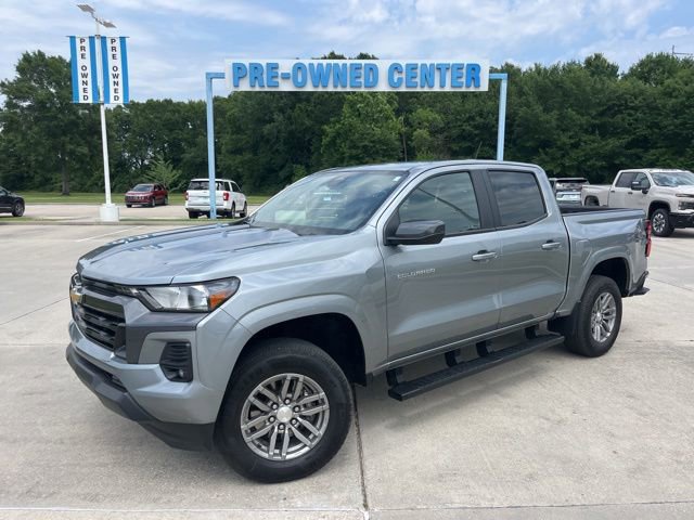 Used 2024 Chevrolet Colorado LT w/ LT Convenience Package RWD image 2