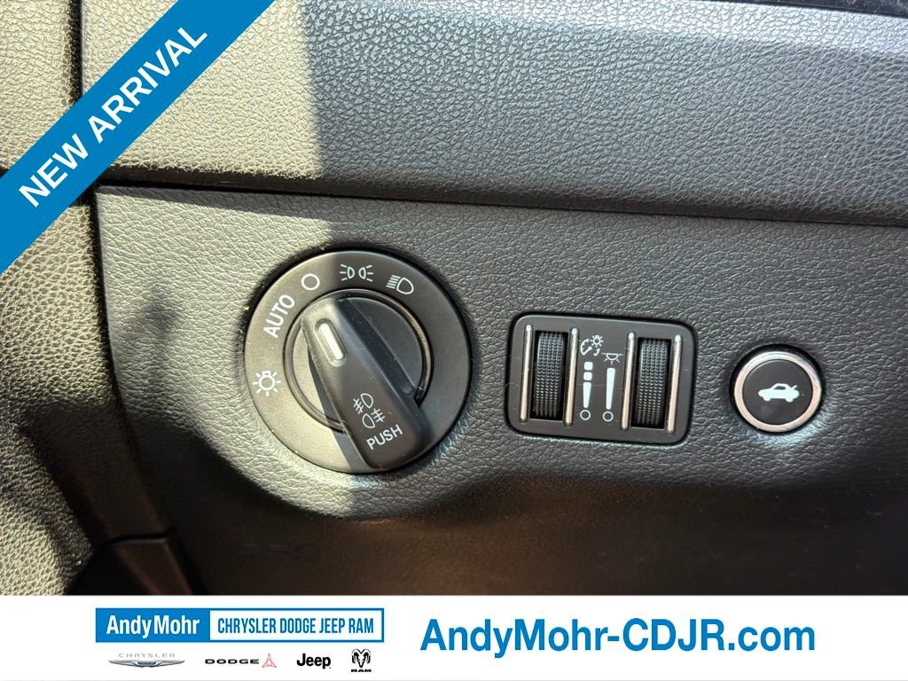 Used 2014 Chrysler 300 S w/ Light Group RWD image 24