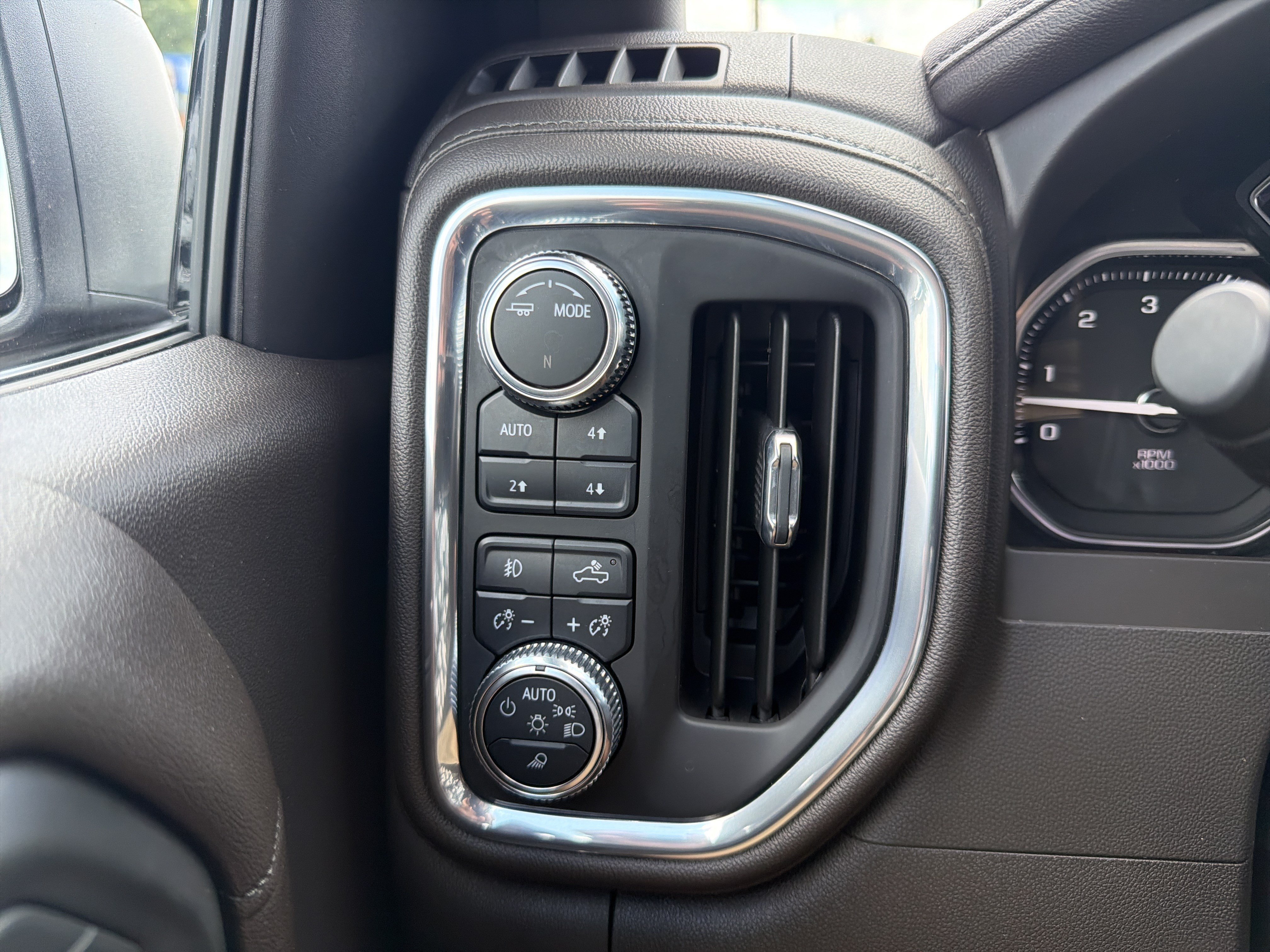 Certified 2021 GMC Sierra 1500 Denali AWD/4WD image 31