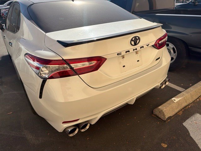 Used 2020 Toyota Camry XSE w/ Blackout Package FWD image 9