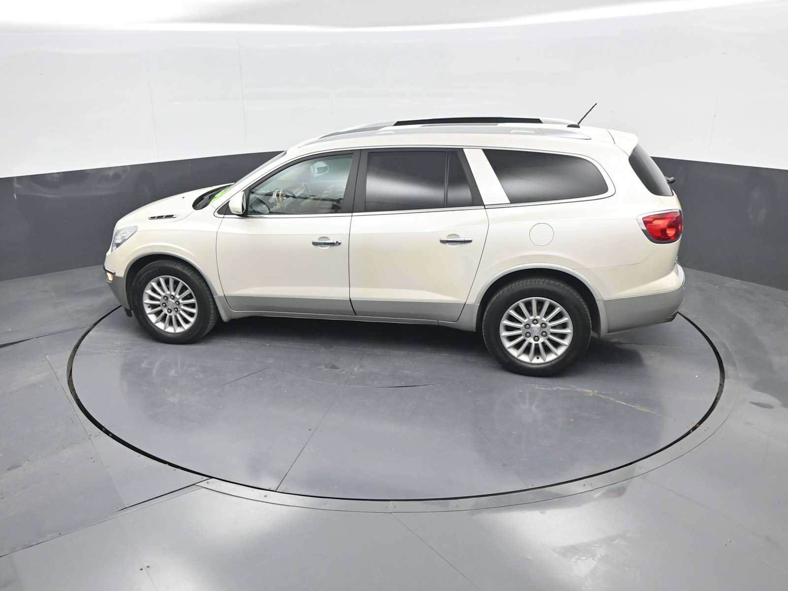 Used 2012 Buick Enclave Leather AWD/4WD image 28